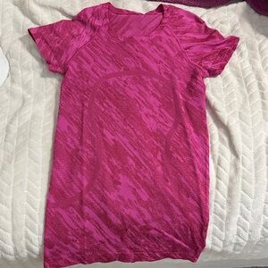 Lululemon hot pink swiftly tech full length shirt size 2